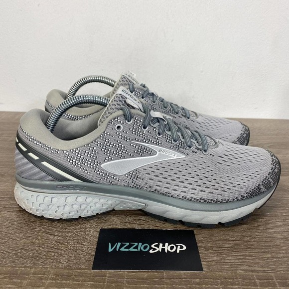brooks ghost 11 womens size 9.5